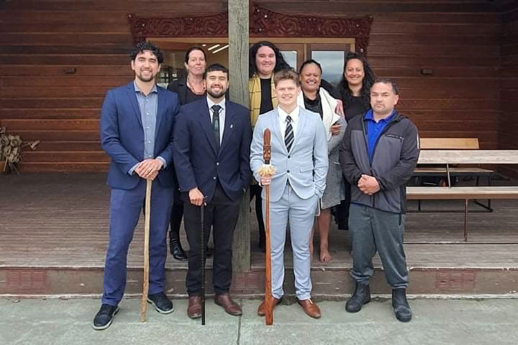 Nikau (second from left in front row) with his cohort at Puketeraki marae. Nikau’s flatmate Nic Sinnott (Ngāti Kahungunu, Ngāti Tūwharetoa) is in the centre holding a taiaha. Nic introduced Nikau to Te Wānanga o Aotearoa.